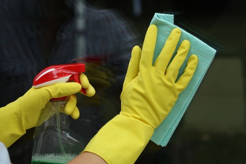 Professional sofa cleaning service for a SW7 living room